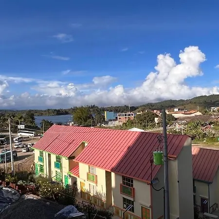 Apto Nuevo, Tranquilo A 5 Min Plaza Principal Guatape Exterior photo