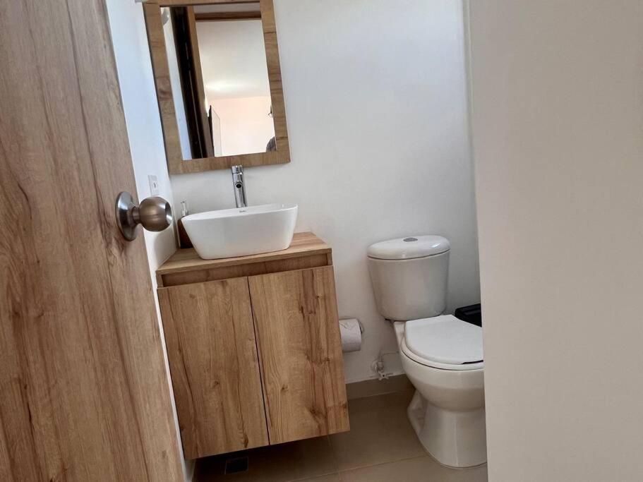 Apto Nuevo, Tranquilo A 5 Min Plaza Principal Apartment *
